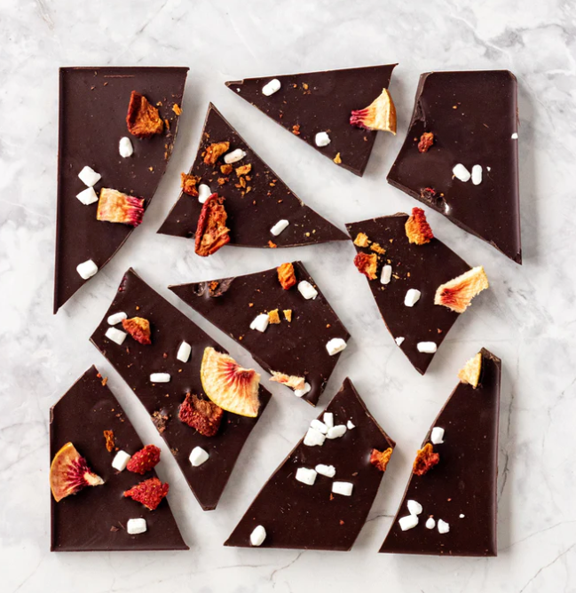 Kiwi Pavlova Smash Bark